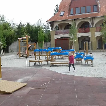 Napsugar Nyaralo بيت للعطل