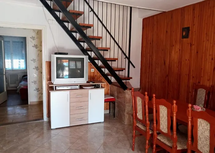 펜션 Napsugar Nyaralo