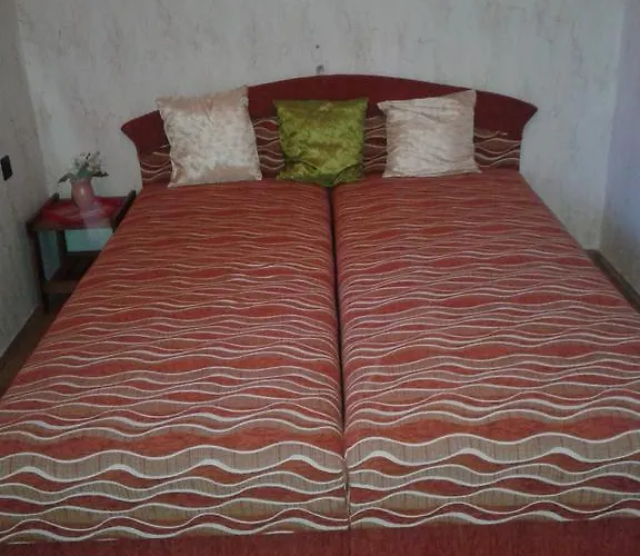 펜션 Napsugar Nyaralo Fonyód