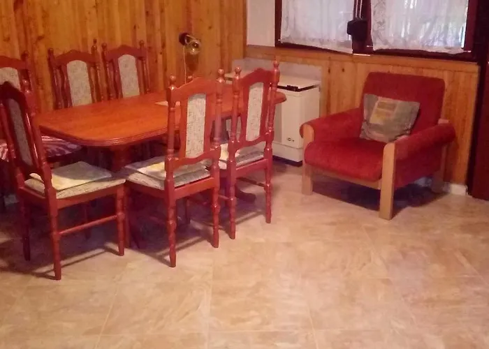 펜션 Napsugar Nyaralo Fonyód